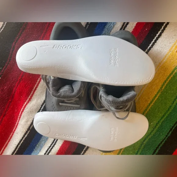 Brooks “Ghost 16”Men's Athletic Shoes Gray & Neon Yellow Size 9.5 4E Extra Wide - Picture 12 of 13